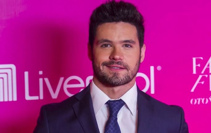 Eleazar Gómez revela la dura crisis que vivió tras su paso por prisión y cómo casi abandona la actuación Eleazar Gómez revela la dura crisis que vivió tras su paso por prisión y cómo casi abandona la actuación