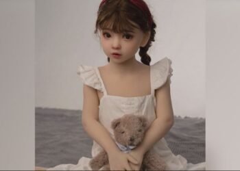 Shein retira muñecas sexuales y promete reforzar controles tras denuncias por apariencia infantil Shein retira muñecas sexuales y promete reforzar controles tras denuncias por apariencia infantil