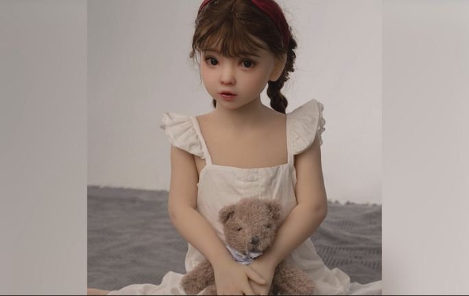 Shein retira muñecas sexuales y promete reforzar controles tras denuncias por apariencia infantil Shein retira muñecas sexuales y promete reforzar controles tras denuncias por apariencia infantil