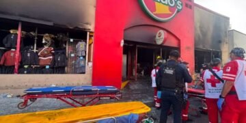 Ocho personas enfrentan proceso legal por incendio en Waldo’s