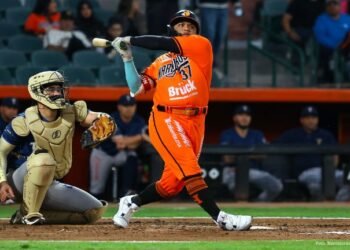Naranjeros cierran primera vuelta en cuarto lugar tras caer ante Tucson