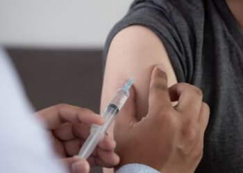 Abren Macrocentro de Vacunación para protegerse este invierno