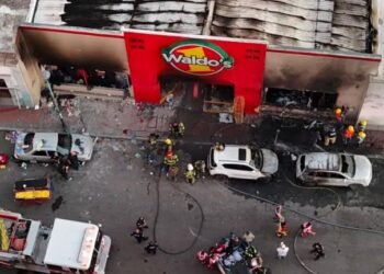 Fiscalía refuerza investigación del incendio en Waldo’s con nueva diligencia técnica Fiscalía refuerza investigación del incendio en Waldo’s con nueva diligencia técnica