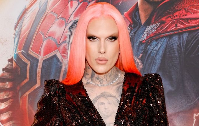 Usuarios de TikTok se le va encima a Jeffree Star tras comentarios insensibles sobre ICE Usuarios de TikTok se le va encima a Jeffree Star tras comentarios insensibles sobre ICE