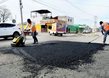 Refuerzan bacheo en Sonacer con jornada intensiva municipal Refuerzan bacheo en Sonacer con jornada intensiva municipal
