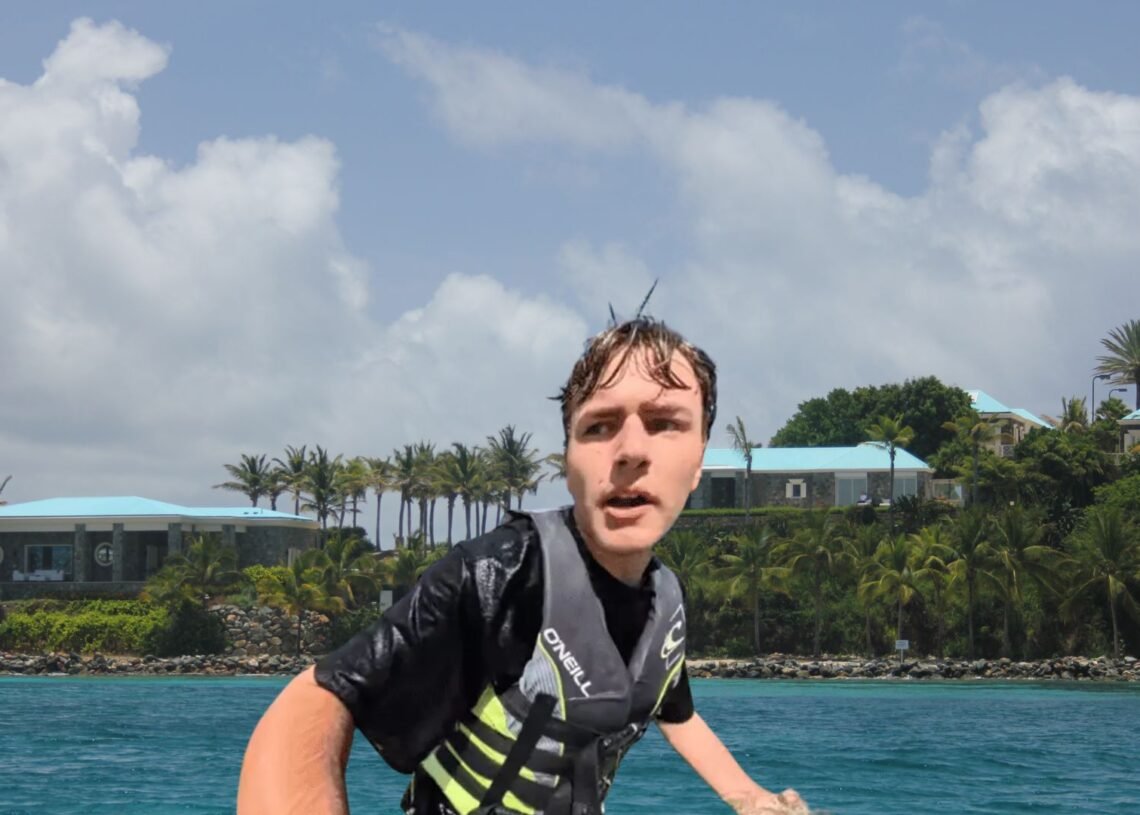 ¿Vigilado tras grabar la isla de Epstein?