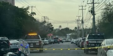 Ejecutan ataque directo en estacionamiento del Centro de Gobierno