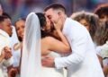 Pareja se casa en vivo durante el show de medio tiempo de Bad Bunny en el Super Bowl