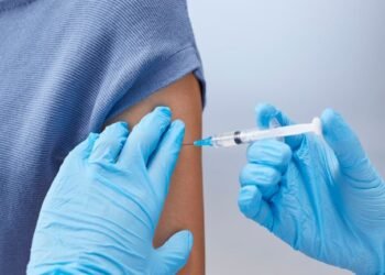 Salud instala módulo de vacunación en la Unison con alta participación