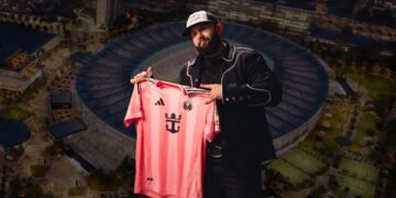 Carín León hará historia en el Nu Stadium de Miami