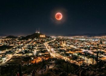 Eclipse lunar total será visible a simple vista en Hermosillo