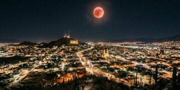 Eclipse lunar total será visible a simple vista en Hermosillo