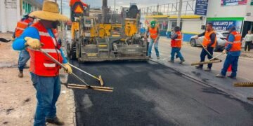 Gobierno de Hermosillo intensifica reparación de calles en toda la ciudad