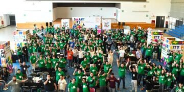 Más de 200 jóvenes participan en el Smart City Hackathon 2026