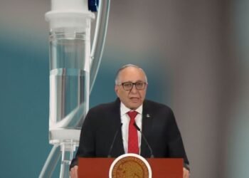Secretario de Salud informa investigación por sueros vitaminados en Hermosillo