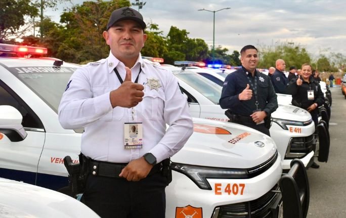 Refuerzan vigilancia en escuelas por regreso a clases; prevén aumento de tráfico Refuerzan vigilancia en escuelas por regreso a clases; prevén aumento de tráfico