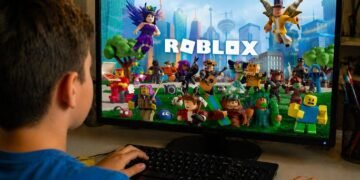 Niño es engañado en Roblox y usado para extorsionar a su familia