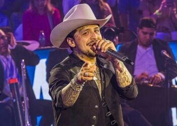 “La sangre te puede fallar”: Nodal impacta con sus palabras