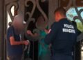 Policías ayudan a adulto mayor desorientado cerca del panteón de La Manga