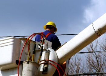 CFE suspenderá temporalmente la luz en dos colonias