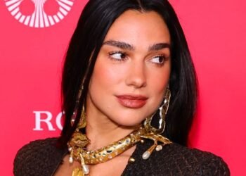 Samsung responde a demanda de Dua Lipa y niega uso indebido de su imagen