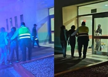 Policías auxilian a mujer con problemas respiratorios
