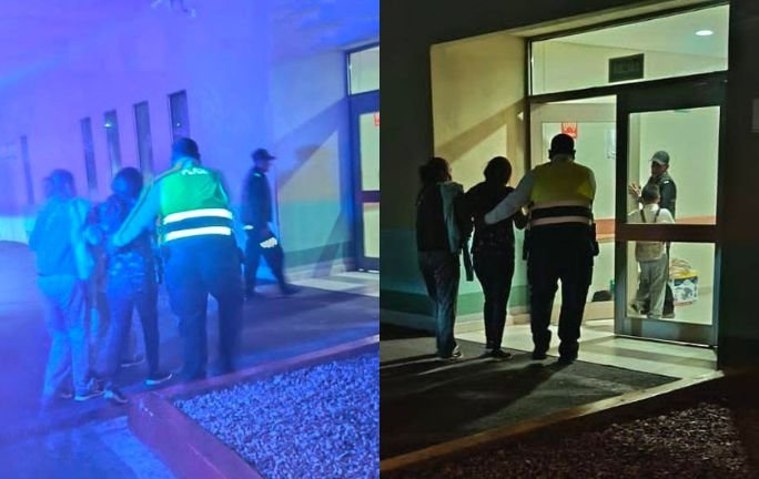 Policías auxilian a mujer con problemas respiratorios Policías auxilian a mujer con problemas respiratorios