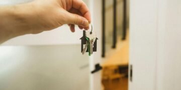 Venta de propiedades podría complicarse para deudores alimentarios