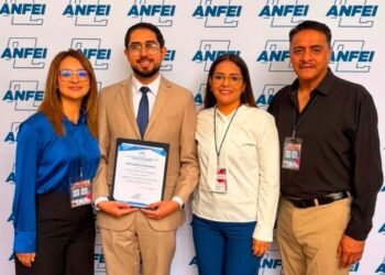 Sonorense es reconocido como uno de los mejores egresados de ingeniería de México