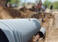 Agua de Hermosillo avanza en la rehabilitación del colector sanitario en el Bulevar Quintero Arce