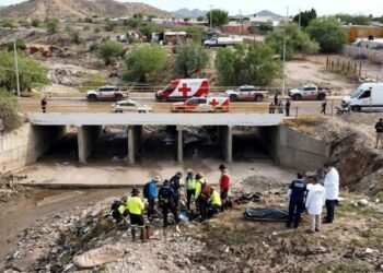 Localizan sin vida a hombre arrastrado por la corriente en canal de Hermosillo Localizan sin vida a hombre arrastrado por la corriente en canal de Hermosillo