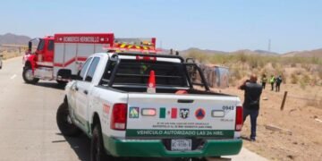 Volcadura de autobús en la carretera Guaymas-Hermosillo deja un fallecido y ocho lesionados