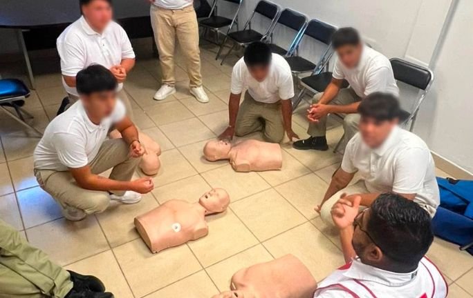 Adolescentes de ITAMA reciben capacitación en primeros auxilios y RCP Adolescentes de ITAMA reciben capacitación en primeros auxilios y RCP