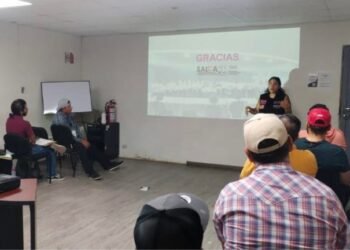 Más de mil 500 operadores de transporte reciben capacitación para proteger a mujeres