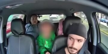 Video de conductor y madre de un niño con autismo divide opiniones en redes sociales