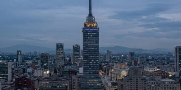 ¿Y SI SÍ?: La Torre Latinoamericana enciende la ilusión mundialista y se vuelve viral