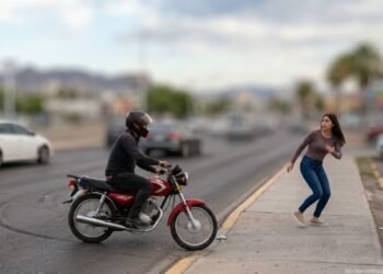Detienen a joven por intentar arrollar a su expareja con una motocicleta en Hermosillo Detienen a joven por intentar arrollar a su expareja con una motocicleta en Hermosillo