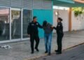 Detienen en Hermosillo a sujeto señalado de acosar y grabar a estudiantes en parada de camión