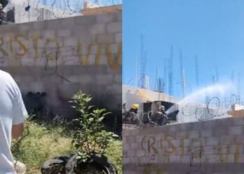 Falla eléctrica provoca incendio en pizzería al norte