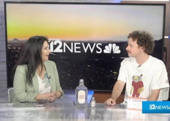 “Yo nací mujer”: la broma de Luisito Comunica que dejó en silencio a una conductora “Yo nací mujer”: la broma de Luisito Comunica que dejó en silencio a una conductora