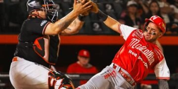 Venados remonta y derrota a Naranjeros en Hermosillo