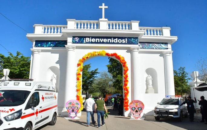 Así buscan garantizar visitas seguras a los panteones Así buscan garantizar visitas seguras a los panteones