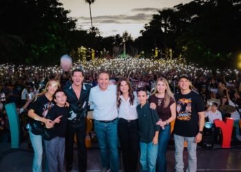 Emoción, nostalgia y lleno total: Yahir conquista a su gente en el renovado Parque Madero de Hermosillo