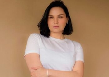 Estefanía Villarreal, actriz de Rebelde, revela que fue víctima de un delito Estefanía Villarreal, actriz de Rebelde, revela que fue víctima de un delito