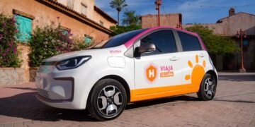 ¡Se pone en marcha “Viaja Segura”! Mujeres conducirán 20 taxis eléctrico