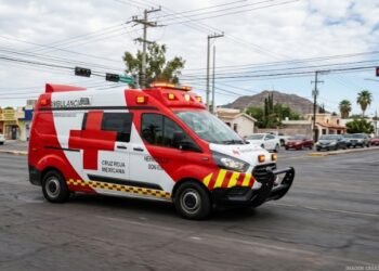 Tragedia laboral: Muere trabajador electrocutado al pintar poste de alumbrado en la colonia San Benito