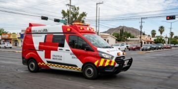 Tragedia laboral: Muere trabajador electrocutado al pintar poste de alumbrado en la colonia San Benito