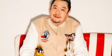 Muere Eric Bauza, la voz de Bugs Bunny y el Pato Lucas, a los 46 años